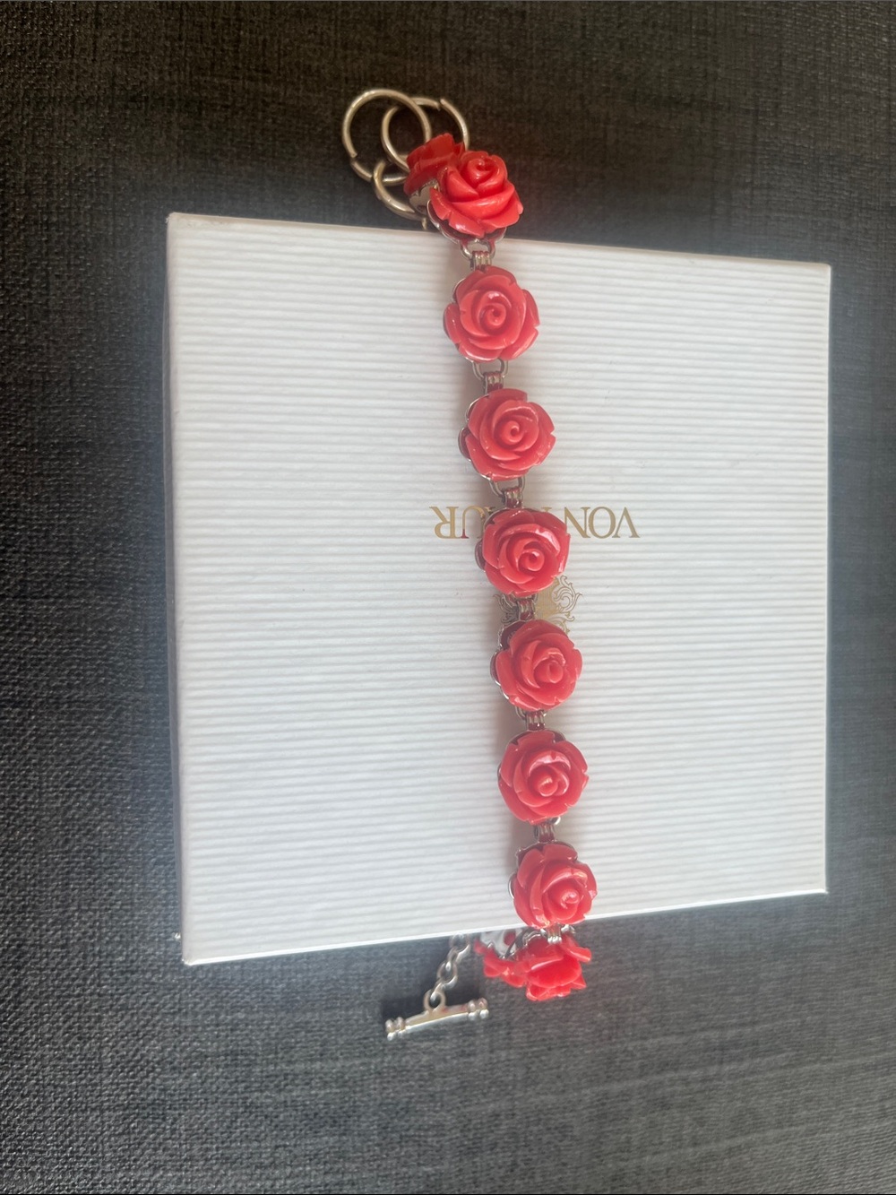 Red Rose Link Bracelet - Floral Resin Charm Bracelet